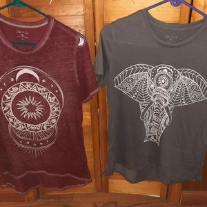 Zoe & Liv Graffic Tee Size L